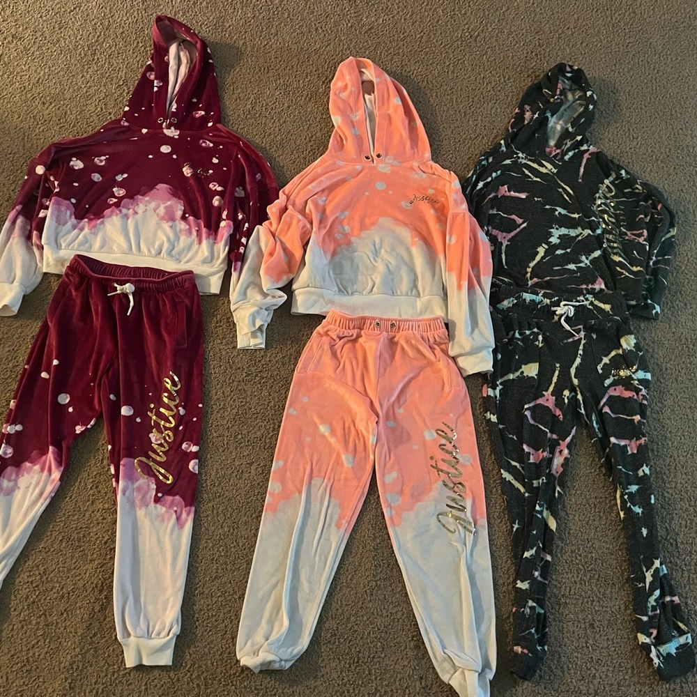 3 sets of little girls hoodie and pants!!